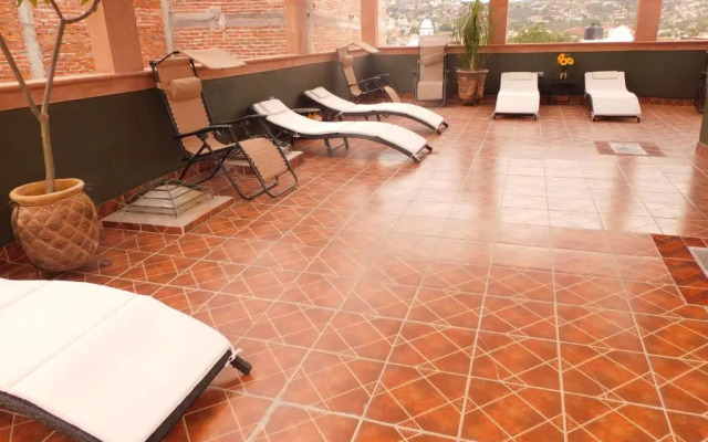 Vista Del Sol Apartments