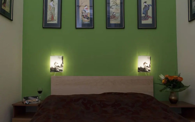 Stunning 2 Double Bedroom Apartment In The Centre Of Budapest