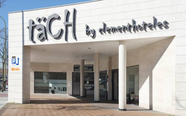 Hotel Tach Madrid Airport вид на фасад