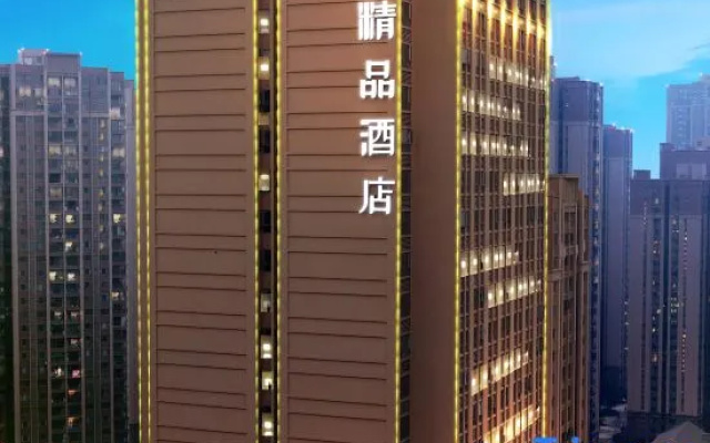 Rong Hotel