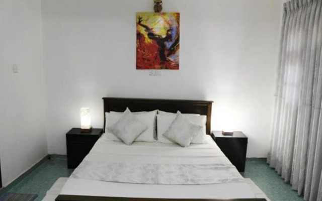 Yoho Travellers Residence