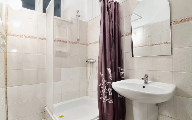 Three rooms on Hnatyuka 3