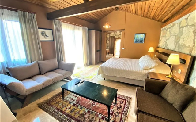 Guney Urla Suites
