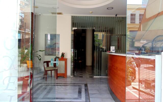 Acropole Hotel вид на фасад