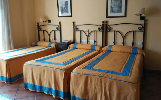 Hotel Calderon