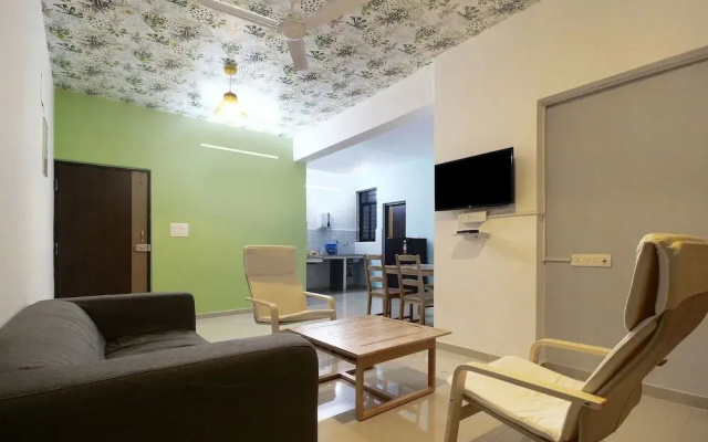 Akar Heights By OYO Rooms