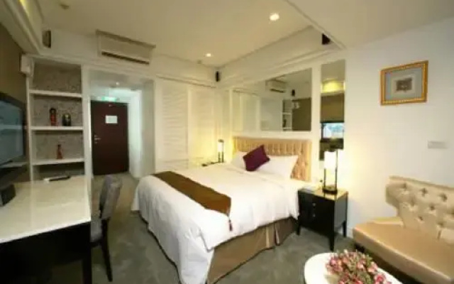 Bentley Park Suites