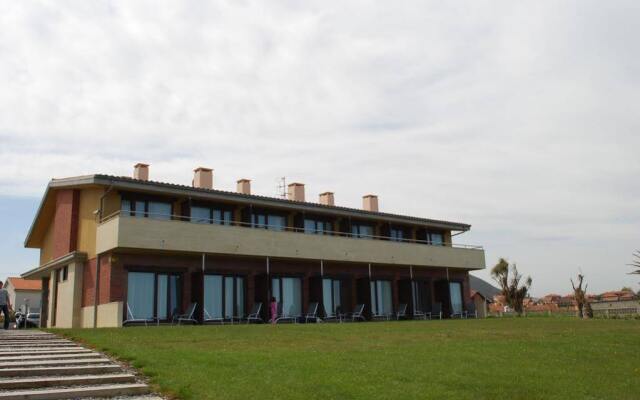 Отель La Venta del Mar вид на фасад
