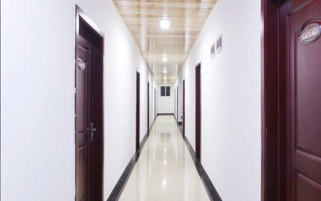 Shunan Bamboo Sea Qinglong Lake Holiday Hotel