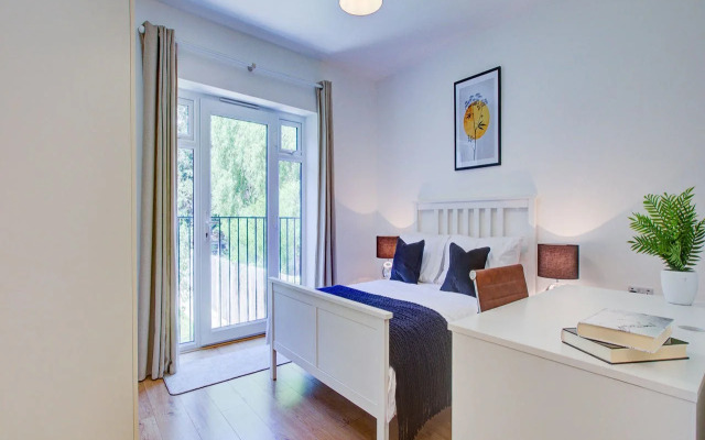 Hybrid Resi New Malden