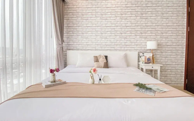 Best Deal and Elegant 2BR Apartment at Menteng Park