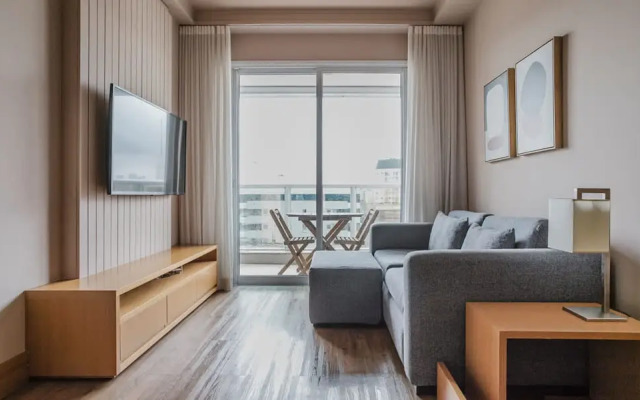 Olimpia View Exclusive Beautiful 2 BR in Vila Olimpia