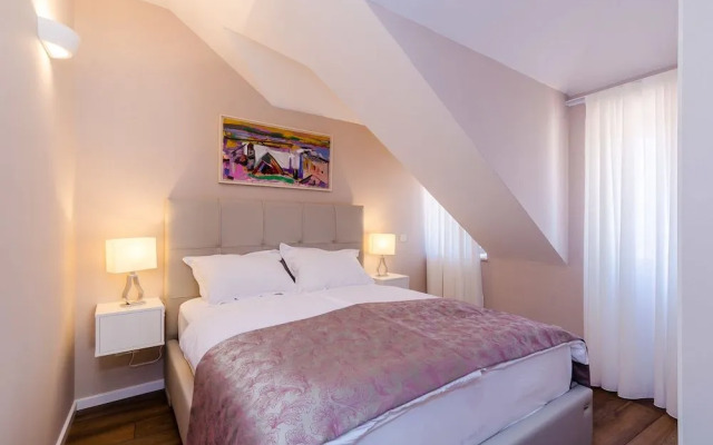 Villa Flores - Apartments