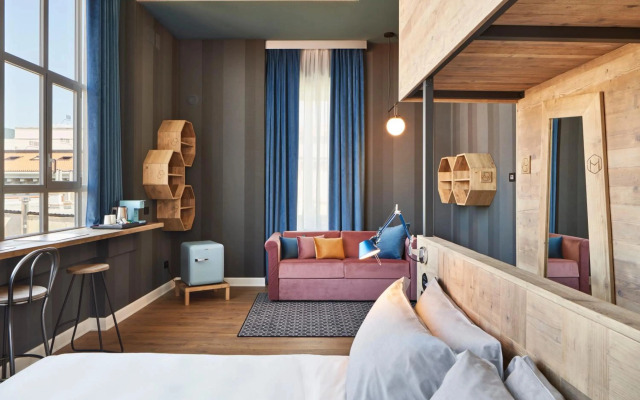 The Modernist Hotel