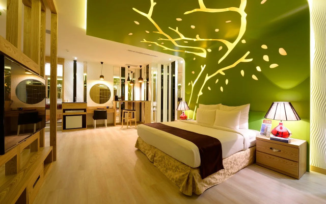 Eden Exoticism Planet Hotel