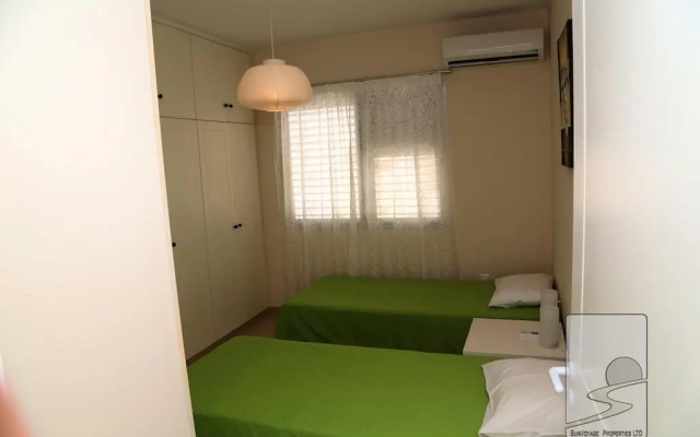 Amathusia Beach Apartment
