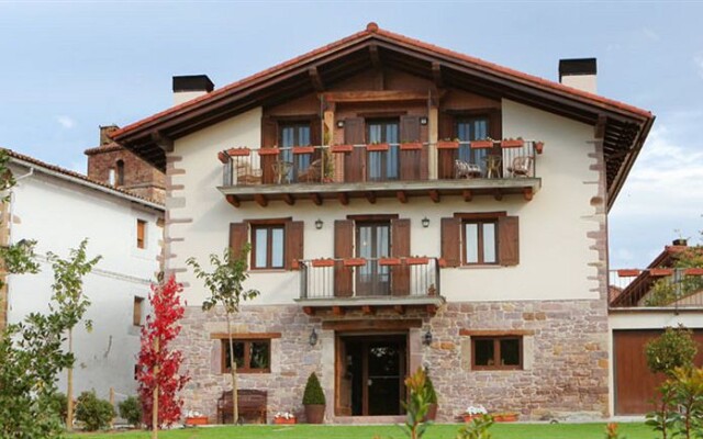 Hotel Iribarnia, The Originals Relais (ex. Relais Du Silence) Ланц вид на фасад