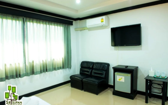 Srisupan Grand Royal Hotel
