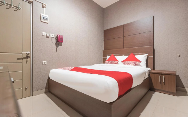 OYO 383 Env Residence