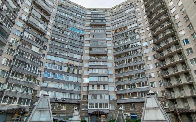 Квартира студия на улице Одоевского 28