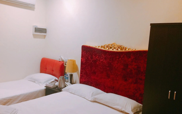 Rest Chinatown Hotel