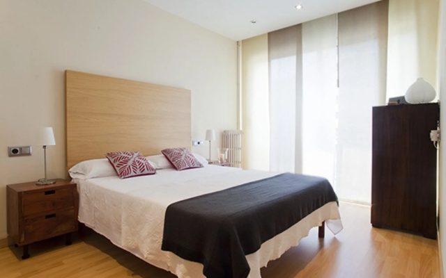 Charming 3BR & sunny Terrace in Eixample - Noname