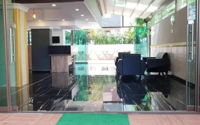 My Boutique Hotel