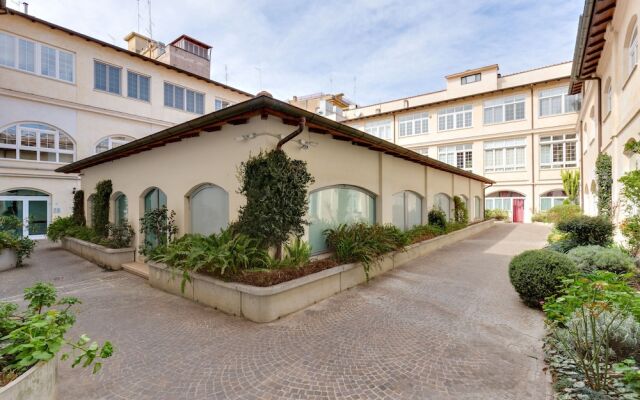 Апартаменты Rome as you feel - Baccina Apartment вид на фасад