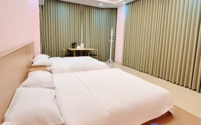 Meet Happiness Homestay