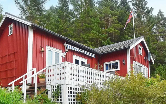 5 Person Holiday Home in Molde