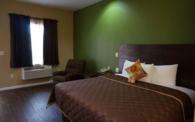 Texas Bungalows Hotel & Hotel Que at Lakeline Austin Cedar Park