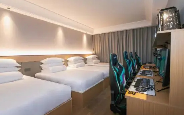 123 Hotel