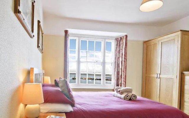 Seaview Inn