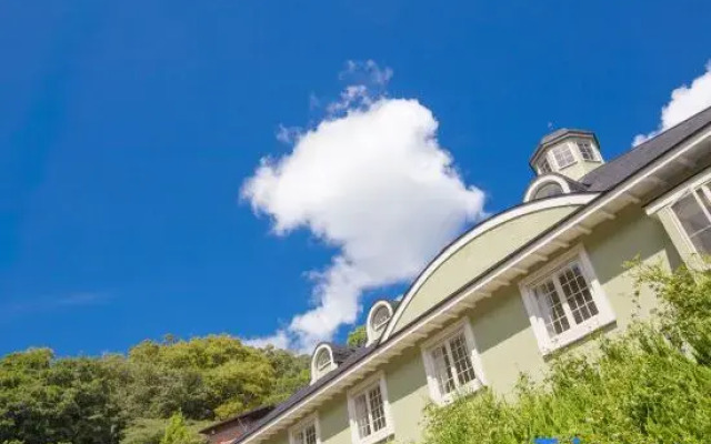 The Lighthouse Seaside Inn