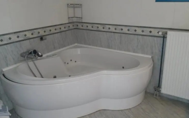 Aeolos Villa
