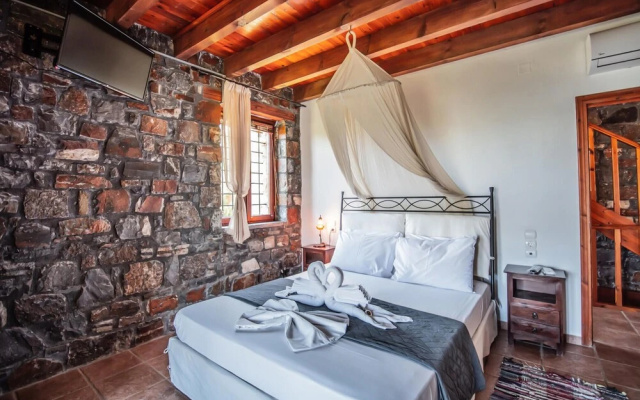 Amazing Home in Milatos, Lasithi With Wifi and 3 Bedrooms