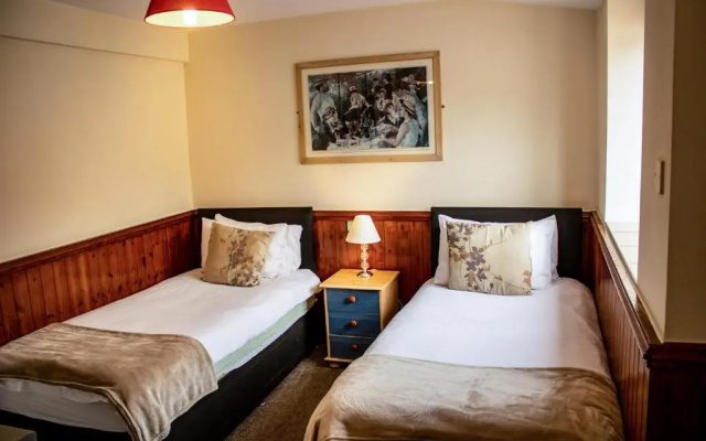 The Dolphin Hotel