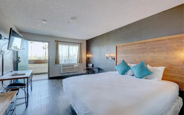 Ramada Palm Springs