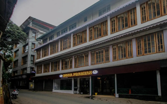 Jagjeet Hotel Pradhan
