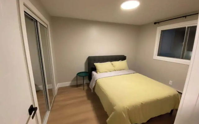 Central 2br Near Unveristy And Whyte Ave