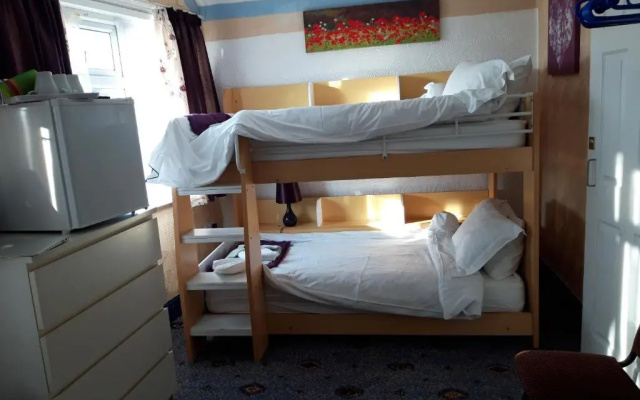 My Adam Hotel