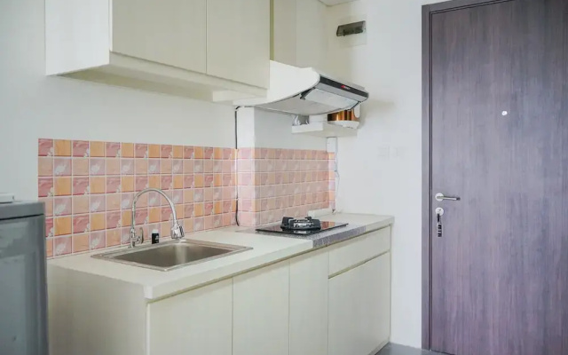 Minimalist Studio Bintaro Icon Apartment near British School