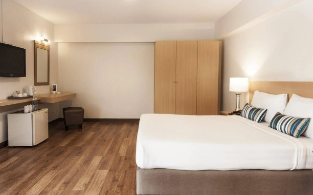 Samran Place Hotel