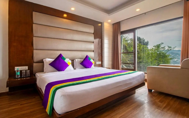 Ahr Hotel Radha Residency