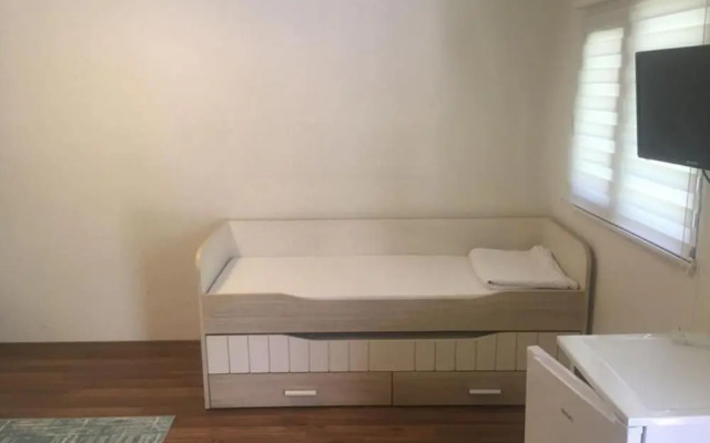 Pleasant Flat with Balcony and Pool in Konyaalti