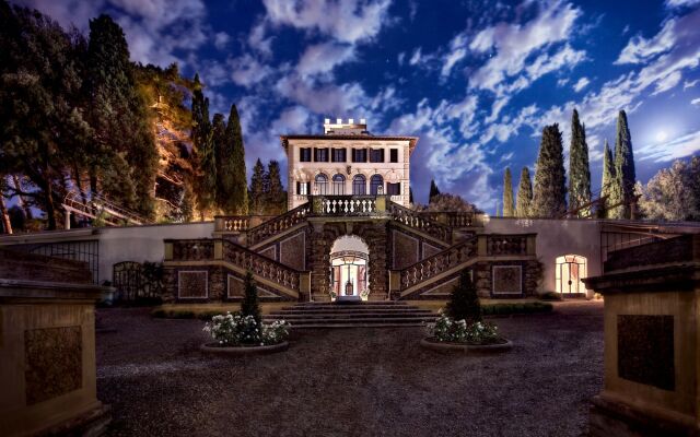 Hotel Il Salviatino вид на фасад