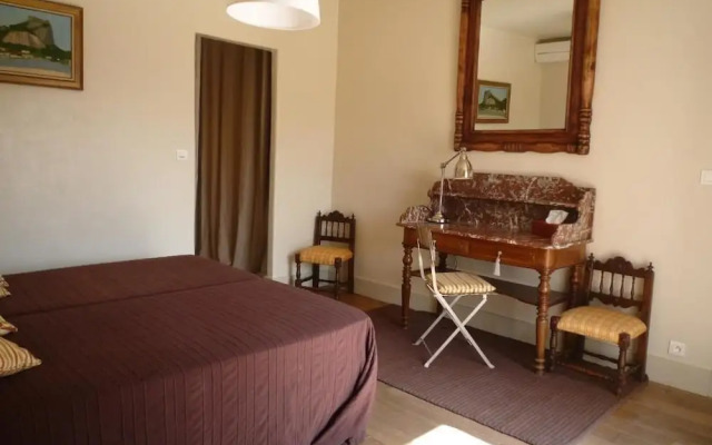 Au Cèdre de Saint Rémy Chambres d'Hôtes