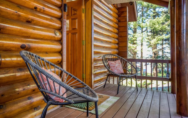 Cabin Cove