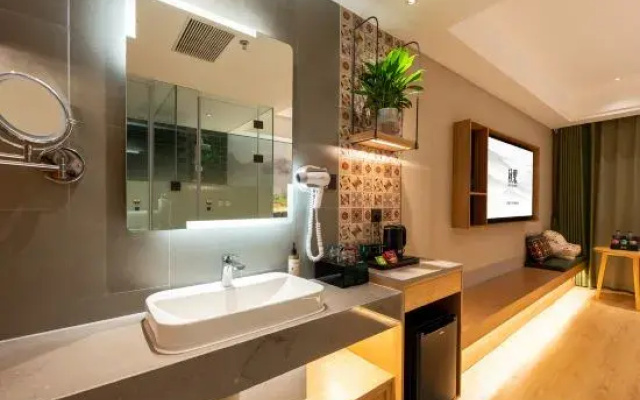 TRUE GO Hotel (Zibo Wanda Plaza Qishenghu Park)
