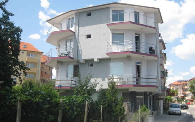 Отель Villa Maris Аврен вид на фасад